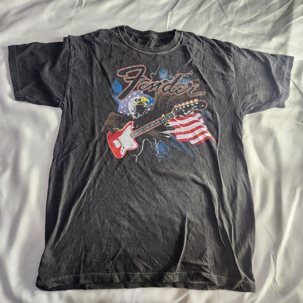 Fender Graphic T-Shirt Eagle Guitar American Flag Rock Music Tee medium